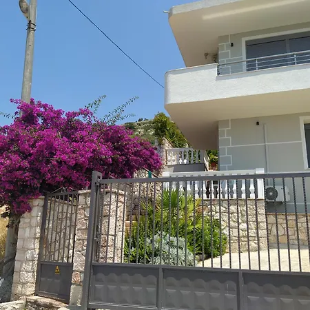Villa Alimema Sarandë