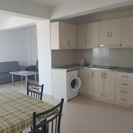 Alimema Villa Sarandë